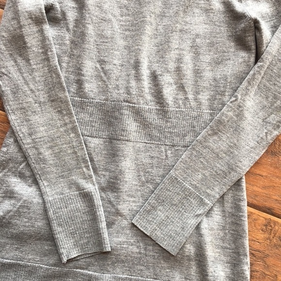 - WHBM Merino Wool Cardigan - Size Small - Picture 7 of 8